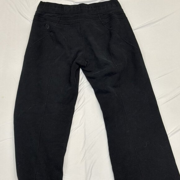 Lululemon Cozy Jogger Sweatpant-Style Pants – Black – Size 8 - Picture 1 of 2